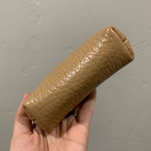 Vintage Handsewn Genuine Embossed Leather Kisslock Clutch/Wallet/Wristlet - Picture 11 of 13